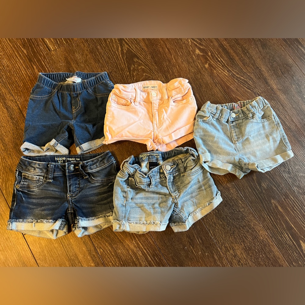 Set of 11 name brand shorts